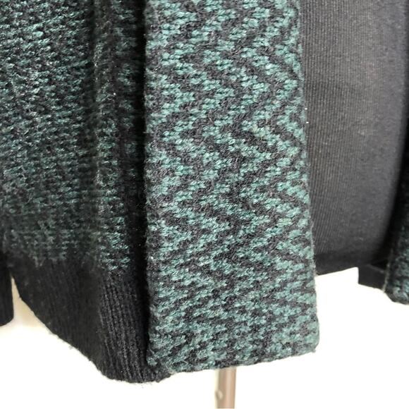 Cabi Fireside green and black cardigan sweater size Small #3015 - Picture 5 of 16